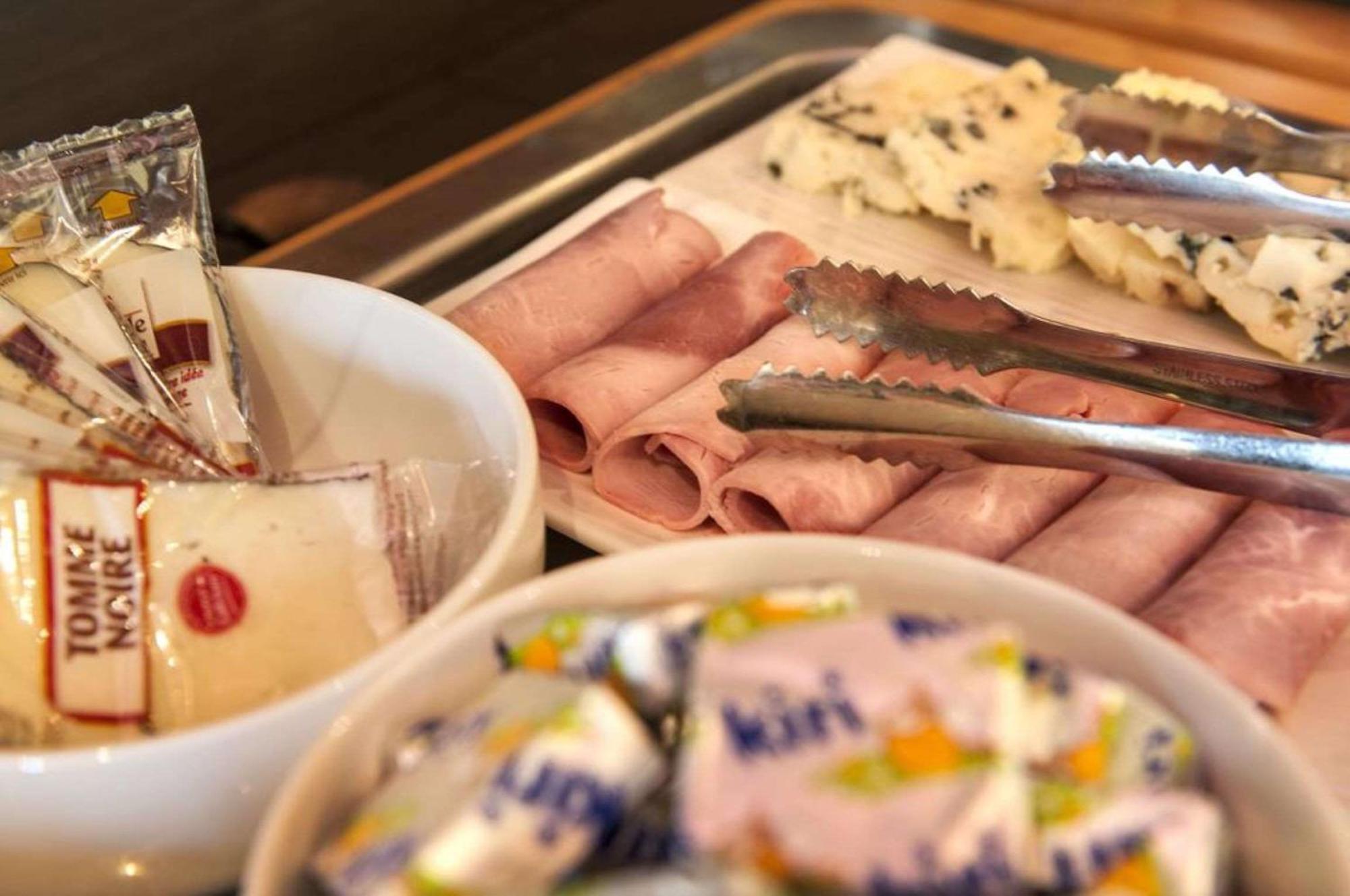 Brit Hotel Confort 몽토방 외부 사진
