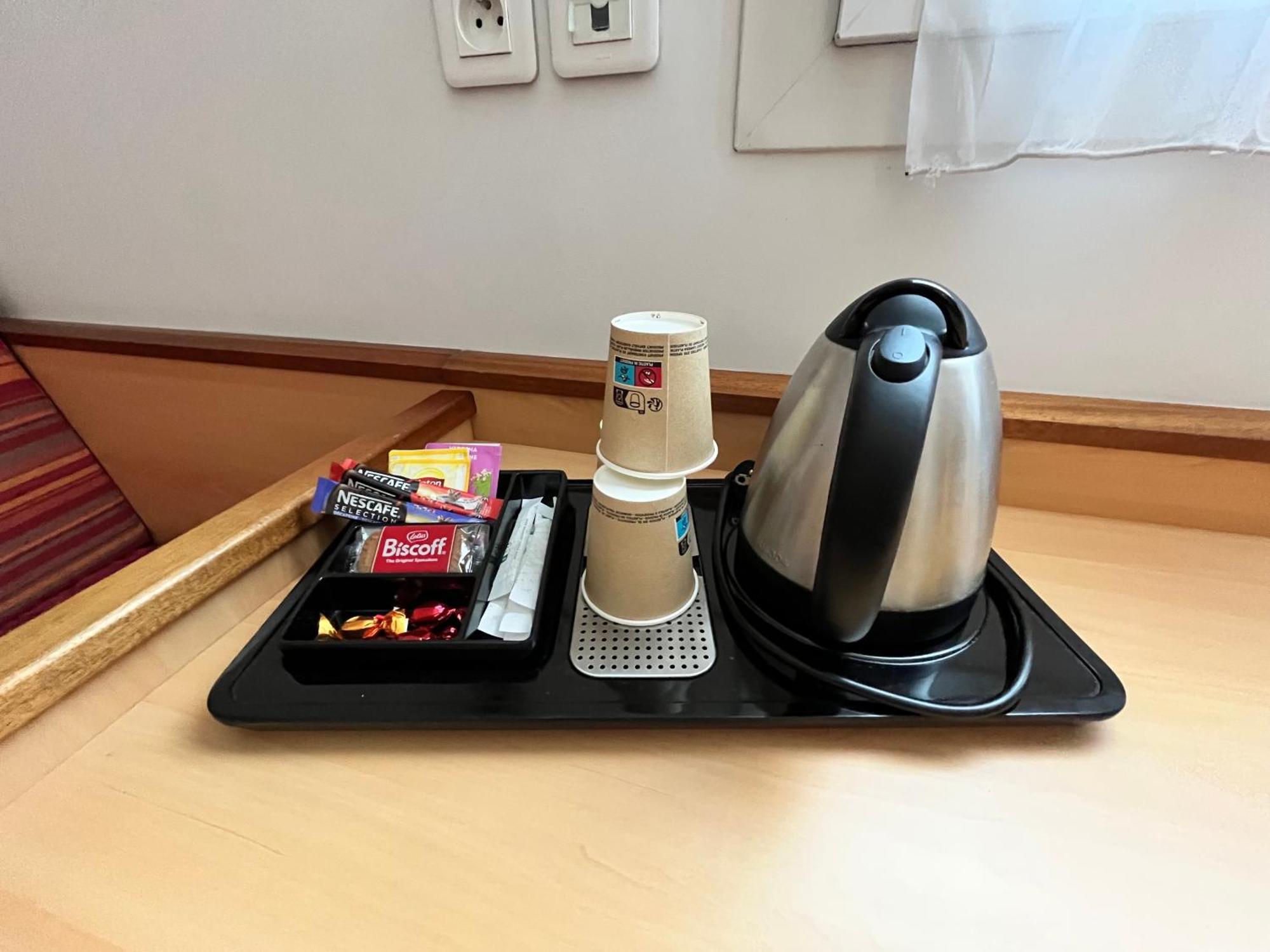 Brit Hotel Confort 몽토방 외부 사진