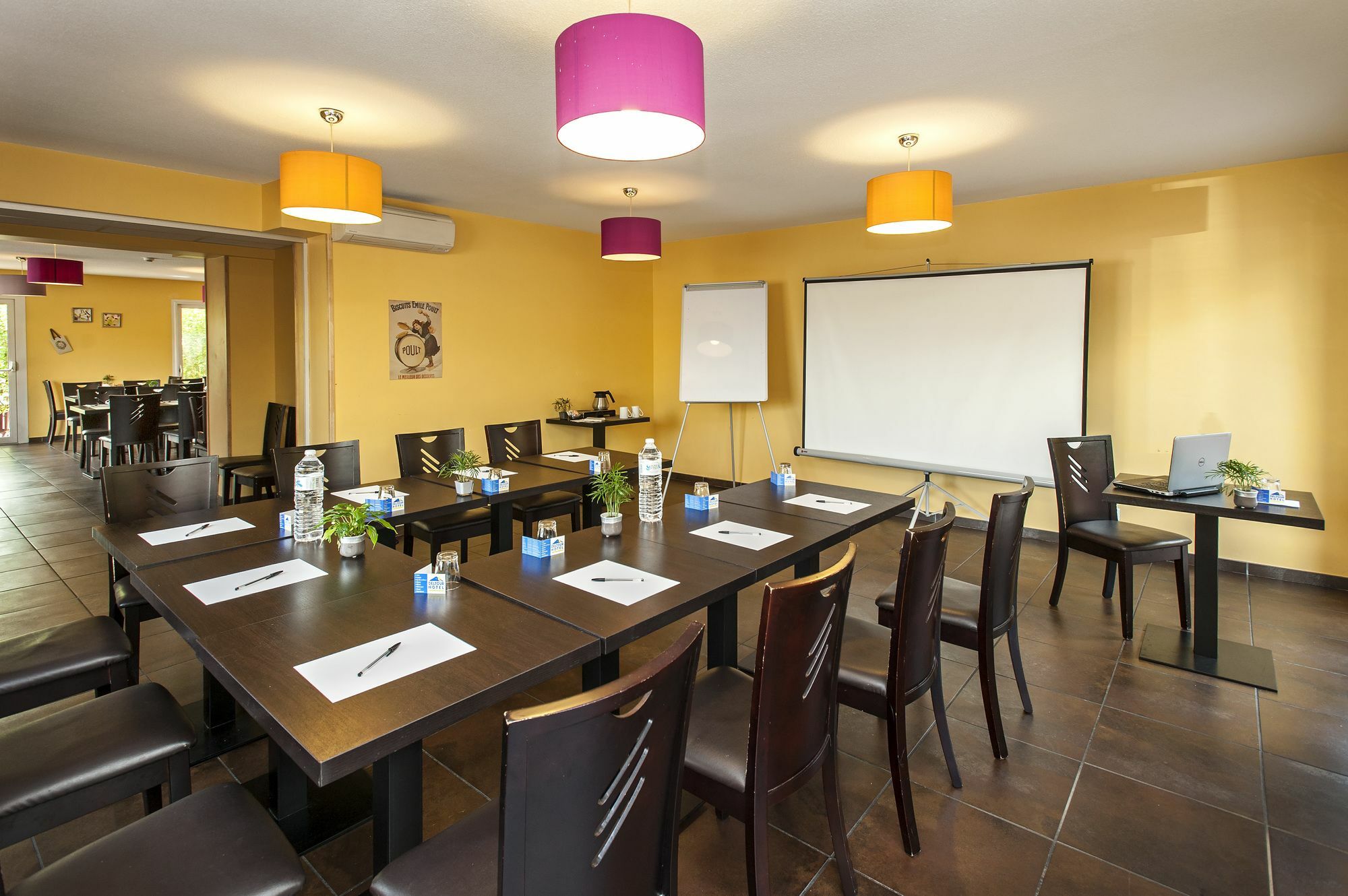 Brit Hotel Confort 몽토방 외부 사진
